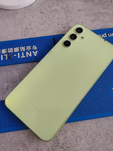 Samsung Galaxy A34 5G, Б/у, 256 ГБ, цвет - Зеленый, 2 SIM