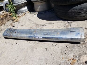 запчасти на мицубиси паджеро 2: Mitsubishi Pajero 2 накладка переднего бампера, Митсубиси Паджеро W44 — 1