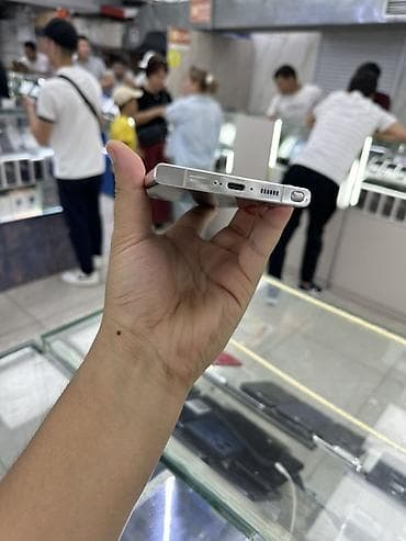 canon 850d: Samsung Galaxy S23 Ultra, Б/у, 512 ГБ, цвет - Белый, 1 SIM, eSIM — 6