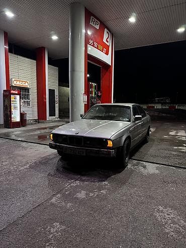 фит 2 кузов: BMW 5 series: 1988 г., 2.5 л, Механика, Бензин, Седан — 3