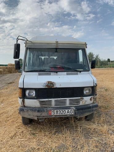 купить шины в бишкеке бу: Автобус, Mercedes-Benz, 1988 г., 3 л, до 15 мест — 2