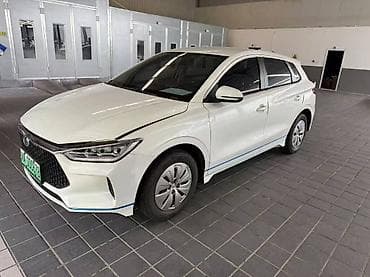 Продажа авто: BYD E2: 2020 г., Автомат, Электромобиль, Хэтчбэк — 2