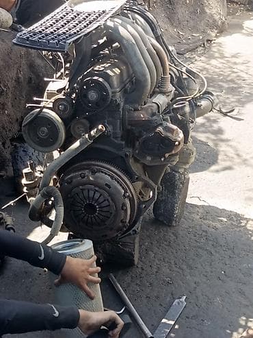 Дизельный Volkswagen 2002 г., 2.5 л, Б/у, Оригинал, Германия — 1