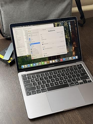 MacBook Pro 13 M1 (8/512 GB) Space Gray в очень хорошем состоянии