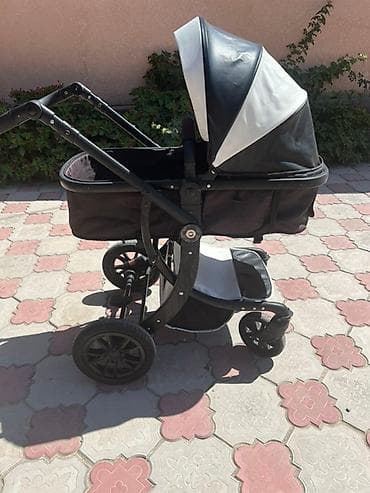 Коляскалар: Продается 2 коляски каждая по 1000 сом. Универсальная детская коляска — 5