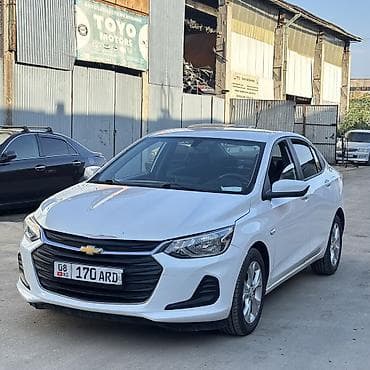 smart plus: Chevrolet Onix: 2021 г., 1 л, Автомат, Бензин, Седан — 3
