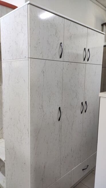 купить шифоньер недорого: Шкафы новые Новый шифонер Трехдверные - 13500 Ширина 1.30 Высота 2.15 — 11