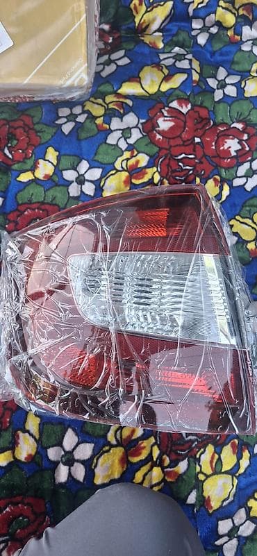 Задний фонарь для автомобиля - Тип: комбинированный задний фонарь