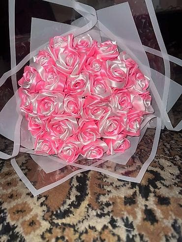 мешковина купить: Авторские букеты из атласных роз - Материал: плотная атласная лента с — 3