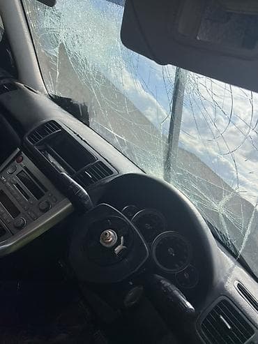 жигули лада: Автомобиль после ДТП, продаётся целиком или на запчасти. Что видно на — 2