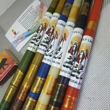 продаю свечи: Время горения 2 часа. Опалены благодатным огнем. Сошедший огонь — 3