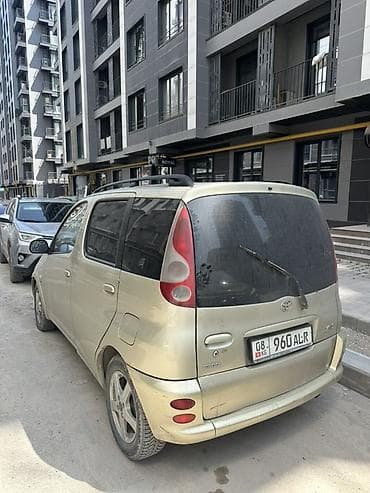 Унаа сатуу: Toyota Yaris Verso: 2002 г., 1.3 л, Автомат, Бензин, Вэн/Минивэн — 4