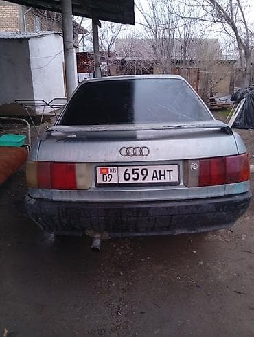слив машина: Audi 80: 1989 г., 1.8 л, Механика, Бензин, Седан — 2