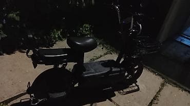 мопед для доставки: Электроскутер городского типа - Компоновка: классическая рама с — 3