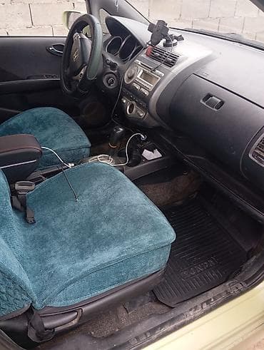 митсубиси спейс стар: Honda Fit: 2006 г., 1.3 л, Автомат, Хэтчбэк — 6