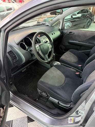 yan up: Honda Jazz: 2007 г., 1.4 л, Автомат, Бензин, Хэтчбэк — 4