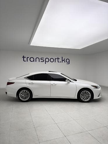 ls 400: Lexus ES: 2019 г., 2.5 л, Гибрид, Седан — 4