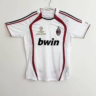 форма для фудбола: Футбольная майка AC Milan – выездная версия сезона 2006/07 с финальным — 1