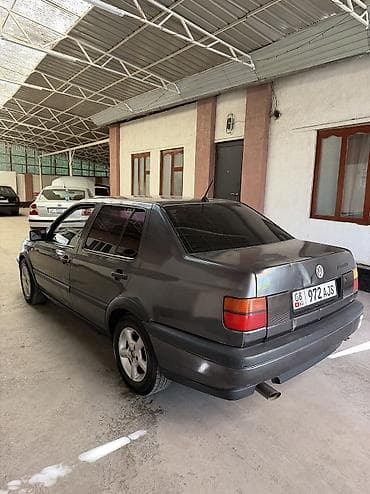 марат авто: Volkswagen Vento: 1994 г., 1.8 л, Механика, Бензин, Седан — 4