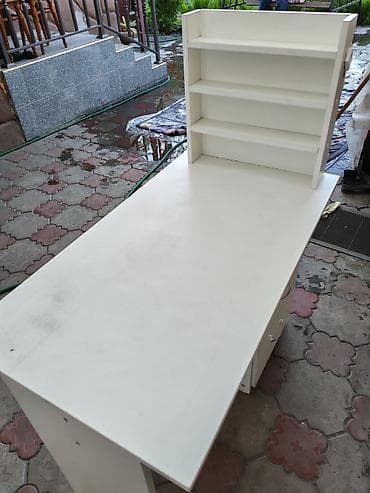 стол письменный б: Маникюрный стол 3000 тыс, полка настенная для лаков 400 — 2