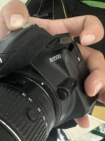 Зеркальная камера Nikon D3500 с объективом AF‑P DX NIKKOR 18–55mm