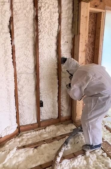 Услуги по строительству и ремонту: Утепление потолоков, Утепление крыши | Утепление бани, Утепление завода, Утепление дома Penoplex, Пенополистирол, Пенопласт Больше 6 лет опыта — 4