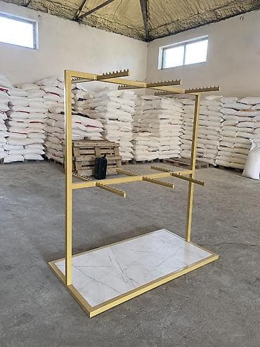 Вешалка: ширина - 80 см длина - 150 см высота - 170 см длина рабочей