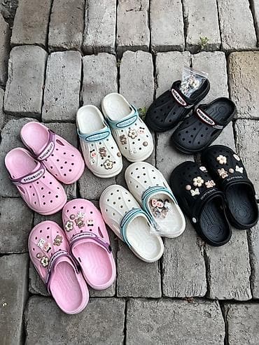 crocs: Размеры есть! Летние сланцы и кроксы с декором - Варианты моделей — 1