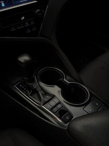 70 camry: Toyota Camry: 2017 г., Автомат, Гибрид, Седан — 5