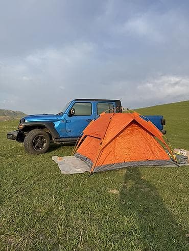 Палатка туристическая быстросборная - Тип: купольная палатка с