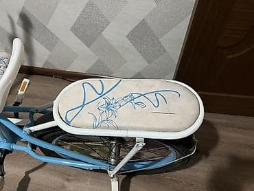 six flags: Детский велосипед, 2-колесный, 6 - 9 лет, Для девочки, Б/у — 4