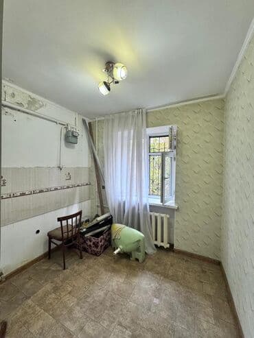 срочно продам 1 комнатную квартиру рядом просп жибек жолу бишкек: 2 комнаты, 46 м², Хрущевка, 1 этаж, Косметический ремонт — 4