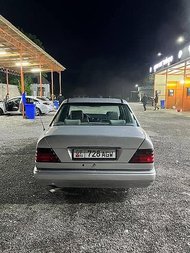 кузов 211: Mercedes-Benz E-Class: 1994 г., 2.2 л, Механика, Бензин, Седан — 9