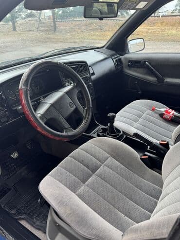 автомобиль обмен: Volkswagen Passat: 1989 г., 1.8 л, Механика, Бензин, Универсал — 8