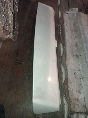 step: Задний спойлер Honda — 1