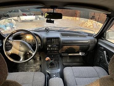 салон на 210: ГАЗ 3110 Volga: 1998 г., Механика, Бензин, Седан — 4