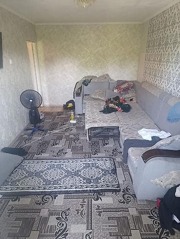 гастивой дом: Сдаётся 1‑комнатная квартира. Планировка и помещения: - Просторная — 6