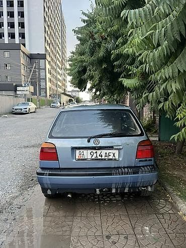 Транспорт: Volkswagen Golf: 1993 г., Механика, Бензин, Хэтчбэк — 3