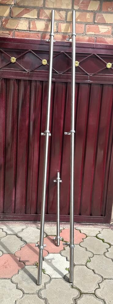 рейка на ипсум: Поручни на бус — 1