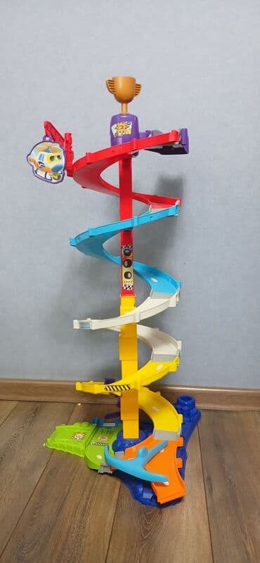 Детская игрушка, трек с машинкой. Состояние нового. Заказывала в