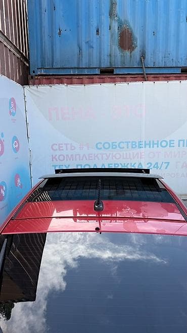 капот виш: Toyota Prius: 2012 г., 1.8 л, Вариатор, Гибрид, Лифтбек — 6