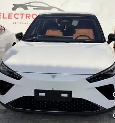 model y: Lixiang : 2025 г., 1.5 л, Автомат, Электромобиль — 1