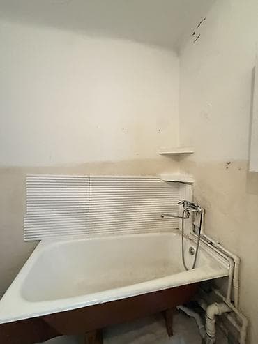 полдом: Продаётся полдома❗️ ✅️2,3 соток ✅️Район:Рабочий городок ✅️Общая — 6