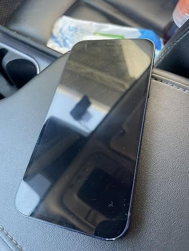 iphone 8s: IPhone 12, Черный — 2