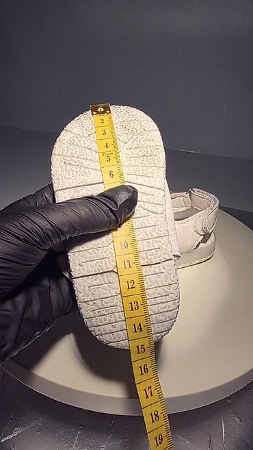 чон арвк: Детские кеды бежевого цвета@baldar_u4un.kg в инстаграме можете тут — 4