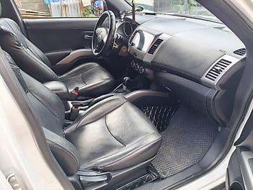 4: Mitsubishi Outlander: 2011 г., 2.4 л, Вариатор, Бензин, Кроссовер — 7