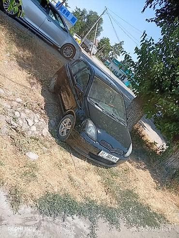 1 8 двигатель: Toyota Yaris: 2001 г., 1.3 л, Механика, Бензин — 3