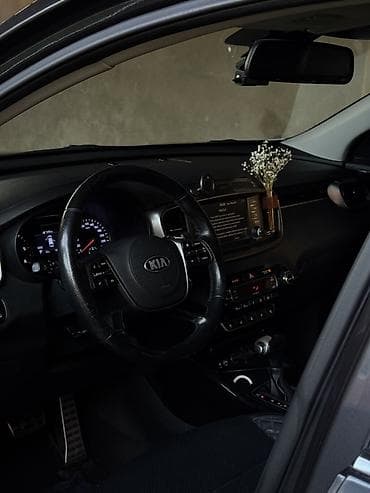 tesla model 3: Kia Sorento: 2019 г., 2 л, Автомат, Дизель, Кроссовер — 4