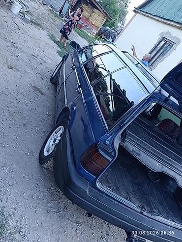 Volkswagen Passat: 1989 г., 1.8 л, Механика, Бензин, Универсал — 9