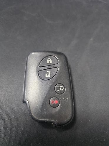 Продаю ключ на Лексус Lexus . Подходит на LX 570 в том числе. без at lalafo.kg Продаю ключ на Лексус Lexus . Подходит на LX 570 в том числе. без